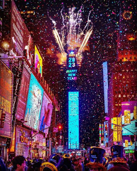 Times Square Nye, New Year New York, Newyork Timesquare, New York New Years Eve, Welcome 2023, New York Broadway, New Years Countdown, Nyc Times Square, Holiday 2024