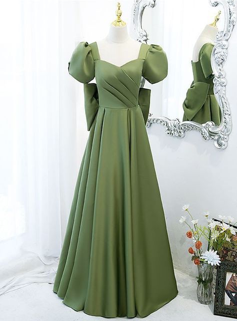 Prom Dress With Bow, डिजाइनर कपड़े, Formal Occasion Dress, Gaun Fashion, Banquet Dresses, Most Beautiful Dresses, Satin Prom Dress, Prom Dresses With Sleeves, Green Satin