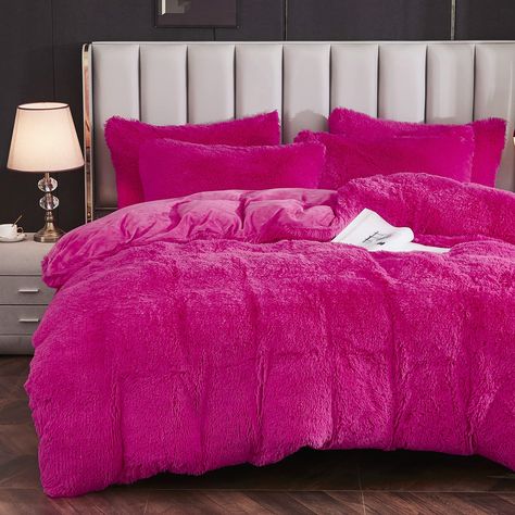 PRICES MAY VARY. Soft and Warm: This faux fur duvet cover set is made of microfiber shaggy faux fur in front and untra-soft velvet fabric to the back, make you comfortable and warm during cold weather, create a serene sleeping experience. Package: Twin Size, 1 duvet cover (66"x90") with 1 pillow shams (20"x26"). Queen Size, 1 Duvet Cover (90"x90") with 2 pillow shams (20"x26"). King Size, 1 duvet cover (104" x 90") with 2 pillow shams (20" x 36"). Product Features: The fluffy comforter cover des Moody Pink Bedroom, Hot Pink Bedroom Decor, Pink Bed Set, Fluffy Duvet Cover, Hot Pink Bedding, Hot Pink Bedrooms, Dark Blue Rooms, Faux Fur Comforter, Fur Comforter