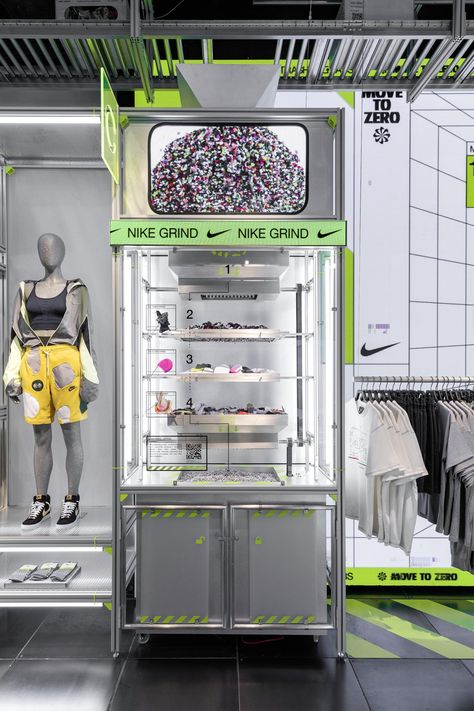 NIKE MOVE TO ZERO : TRASH LABS - BRYON PANAIA Nike Air Bag, Store Concept Design, Maker Labs, Gym Design Interior, Shop Facade, Design Collage, Store Concept, Future Apartment, Gym Design