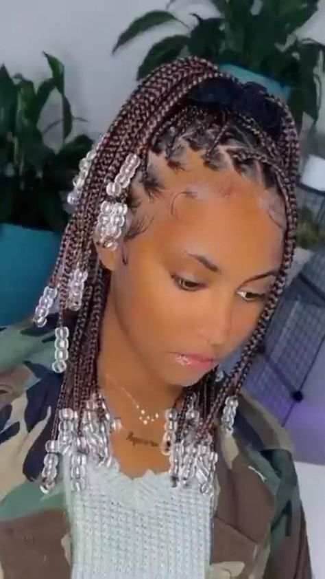 𝘱𝘪𝘯𝘵𝘦𝘳𝘦𝘴𝘵 : 𝘢𝘴𝘵𝘦𝘳𝘪𝘢𝘷𝘪𝘣𝘪𝘯☽ in 2022 | Protective hairstyles braids, Braided cornrow hairstyles, Hair ponytail styles Box Braids With Beads, Kueez Celebrity, Kueez Amazing, Kueez Pins, Short Box Braids Hairstyles, Twisted Hair, Short Box Braids, Big Box Braids Hairstyles, Goddess Braids Hairstyles