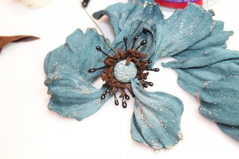 Burlap flower tutorial