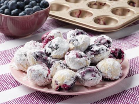 Blueberry Pancake Bites, Pancake Bites Recipe, Bobby Flay Recipes, Blueberry Pancake, Doughnut Holes, Pancake Bites, Milk Syrup, Breakfast Sweets, Kitchen Fun