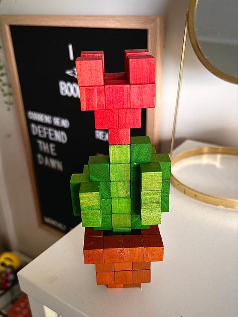 Minecraft Rose Wooden Blocks, Minecraft Boyfriend Gifts, Minecraft Flower Bouquet, Crochet Gift Ideas For Bf, Minecraft Tulip Diy, Minecraft Flower Block Diy, Minecraft Gift Ideas For Boyfriend, Diy Minecraft Flower, Minecraft Cube Art