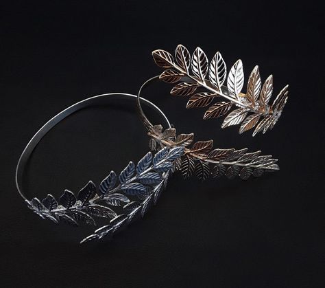 Armlet Silver, Armlet Designs, Armlet Gold, Upper Arm Cuff, Silver Leaf Bracelet, Upper Arm Cuffs, Laurel Leaf, Laurel Leaves, Leaf Bracelet