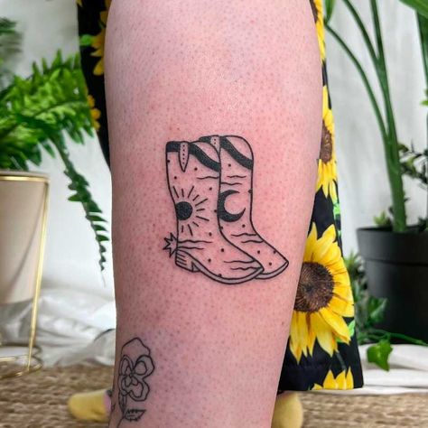 Saddle Up and Get Inspired: The Ultimate Guide to Cowboy Tattoos Alabama Tattoos, Best Military Watch, Cowboy Tattoo, Tattoo Ideas Simple, Cowboy Tattoos, Cactus Tattoo, Bull Tattoos, Parenting Education, Flag Tattoo