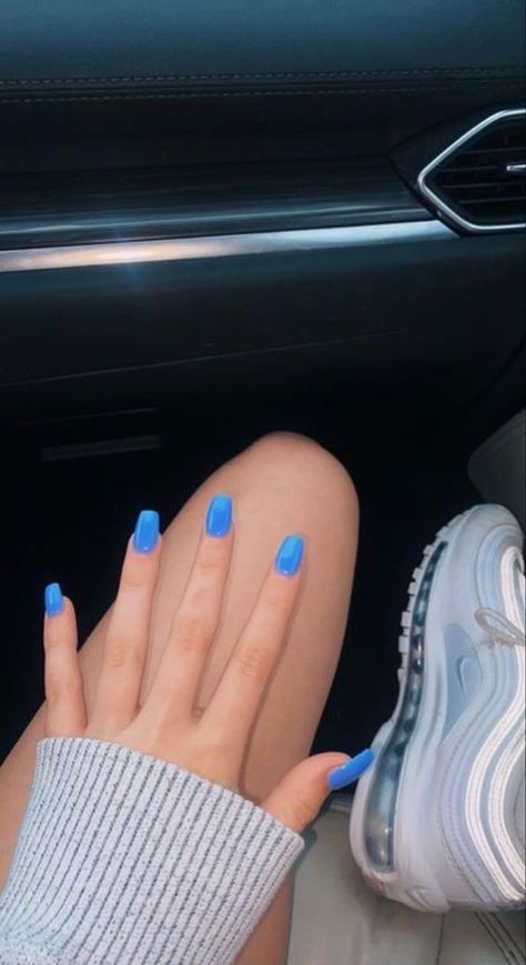 Birthday Nail Colors, Vsco Nails Acrylic Summer, Nails Summer Basic, Solid Gel Nail Color Ideas Summer, Bright Summer Nails Solid Color, Solid Color Acrylic Nails Spring, Summer 22 Nails, Solid Colour Acrylic Nails, Blue Preppy Nails