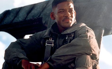 Independence Day. Will Smith  #josephporrodesigns. Independence Day Facts, Independence Day 1996, Will Smith Movies, Kino Box, Randy Quaid, Bill Pullman, Mary Mcdonnell, After Earth, Lena Dunham