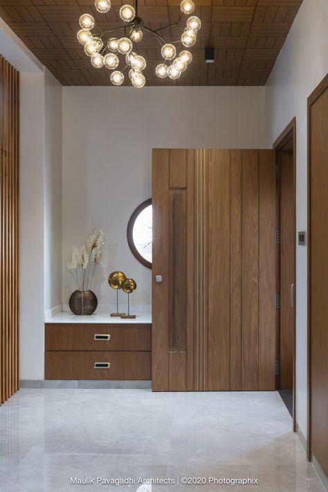 House Main Door, Modern Entrance Door, House Main Door Design, Main Entrance Door Design, Wooden Main Door, Wooden Main Door Design, Home Door Design, Doors Interior Modern, Entrance Door Design