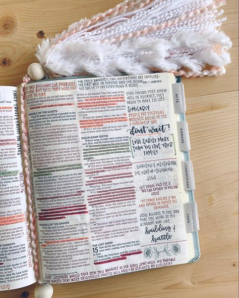 Bible journaling in Luke. Open bible laying on table. Aesthetic hand writing. Hand lettering. Fluffy bookmark Luke Verses Bible, Luke 2 Bible Journaling, Luke 1 Bible Journaling, Mark Bible Journaling, Luke Bible Journaling, Highlighted Bible, Aesthetic Bible Journaling, Bible Annotations, Notebooks Ideas