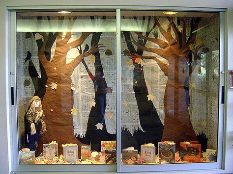 Nanini Autumn display | PCPL | Flickr Bookstore Window, Fall Library Displays, Winter Window Display, Creative Library, Kathleen Kelly, Autumn Window Display, Fall Displays, School Library Decor, Primary School Art