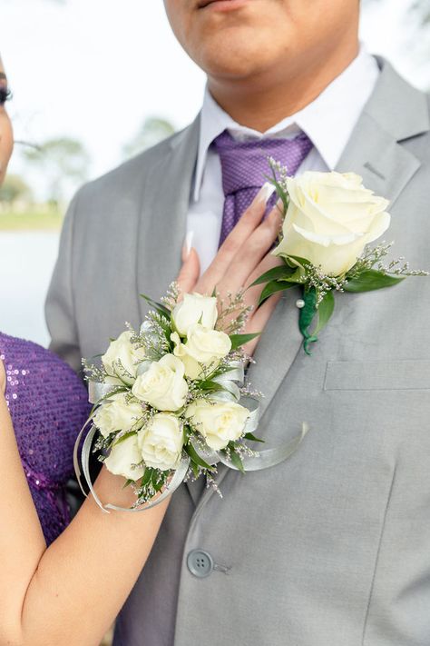 Pearl & Rey by Wild Rose Photography Prom Corsage Pink, Prom Flowers Corsage, White Corsage, Pink Boutonniere, Prom Bouquet, Prom Corsage And Boutonniere, Quinceanera Pink, Boutonnieres Prom, Corsage And Boutonniere Set