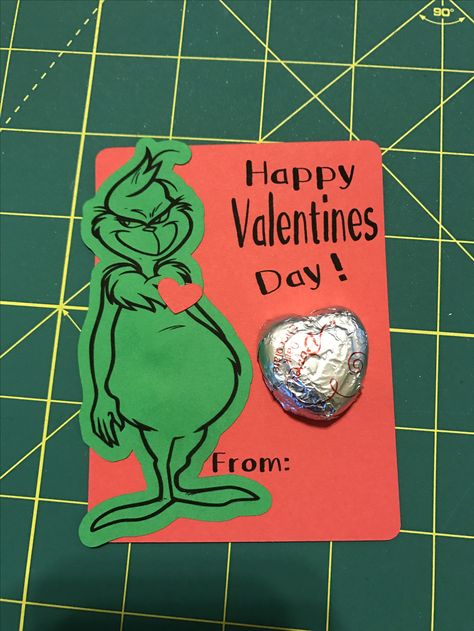 Grinch Valentines Card Grinch Valentines Day, Grinch Valentines, Cricut Valentines, Valentines Day Nails, Kid Projects, Cupids Arrow, Heart Day, Valentines Card, Valentine Card