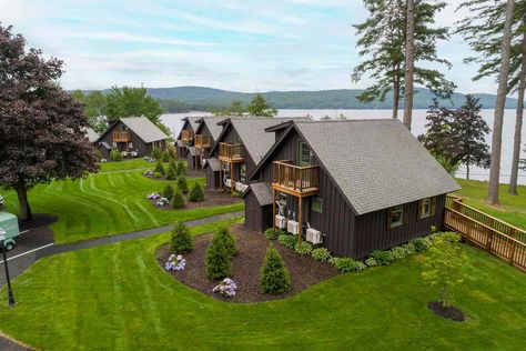 New York Day Trip, Lakeside Resort, Fall Getaways, Glamping Site, Lake Lodge, Creative Bedroom, Lake Resort, Dream Places, Lake Placid