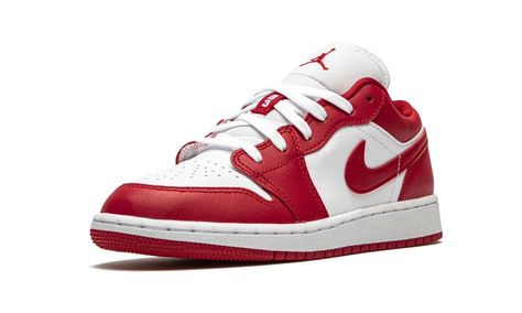 Air Jordan 1 Low Gym Red, Baddie Shoes, Jordan 1 Low Gym Red, Red And White Jordans, Red White Shoes, Flag India, Tomboyish Outfits, Shoes Board, School Gym