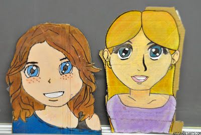 artisan des arts: The world's best grade 6 grad portraits! Self Portrait Project, Grad Portraits, Third Grade Art, Self Portrait Art, 7th Grade Art, 8th Grade Art, Middle School Art Projects, 6th Grade Art, Jr Art