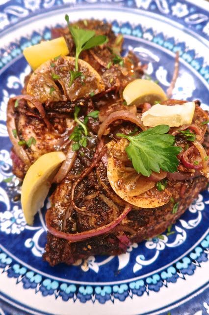 Za'atar Recipe, Roast Chicken Breast, Arabian Recipes, Sumac Recipes, Moroccan Cooking, Moroccan Dishes, Poultry Dishes, Lebanese Food, Persian Cuisine