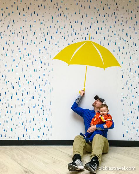 under the umbrella at Galleria Art Walls معرض فني, Seni Mural, Photowall Ideas, Selfie Wall, Instagram Wall, Art Walls, Reading Wall, Interactive Walls, School Wall Art