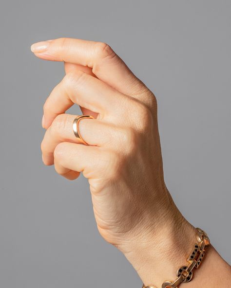 Holding Hand Pose Reference, Hand Angles Reference, Holding Chin Up Reference, Hand Refs, Hand Reference Photos, Hands Study, Hand Studies, Surreal Flowers, Hand References