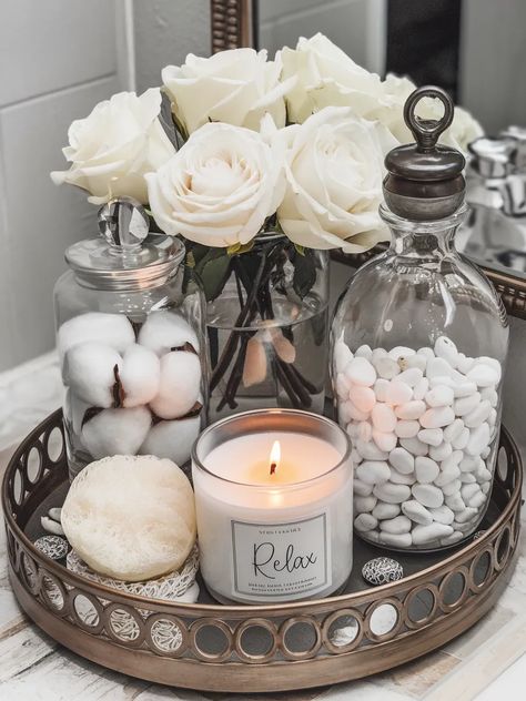 80+ Glam Bathroom Inspirations for Beautiful Small Spaces Apartment Bathroom Sink Decor Ideas, Classy Guest Bathroom, Bougie Bathroom Ideas, Marble Bathroom Decor Ideas, Silver Bathroom Decor Ideas, Garden Tub Decor Master Bath, Tub Decor Master Bath, Small Glam Bathroom, Glam Bathroom Decor Ideas