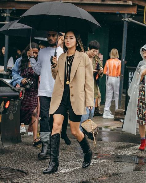 Aimee Song Made Biker Shorts Look Incredibly Sophisticated September Fashion, Aimee Song, Instagram Baddie, Outfits Mit Shorts, Boating Outfit, Winter Mode, Song Of Style, Winter Stil, Fashion Blogger Style