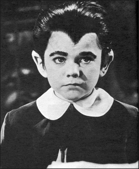 Eddie+Munster Eddie Munster, Herman Munster, Black Sheep Of The Family, The Munster, Bizarre Photos, Yvonne De Carlo, Female Vampire, I Dream Of Jeannie, Dream Of Jeannie