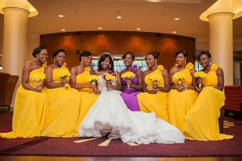 Can't go wrong with Purple and Gold! Bridesmaids In White, Black People Weddings, All Black Dress, Purple And Gold Wedding, Dress Video, Dressed In White, Black Wedding Dress, African American Weddings, Nigerian Weddings