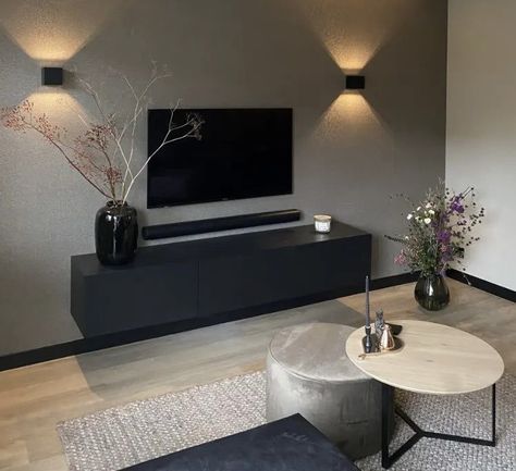 Living Room Wood And Black, Black Tv Room, Living Room Black And Wood, Wood And Black Interior, Living Room With Black Furniture, Living Room Black Furniture, Black And Wood Living Room, Tv On Wall, Black Furniture Living Room