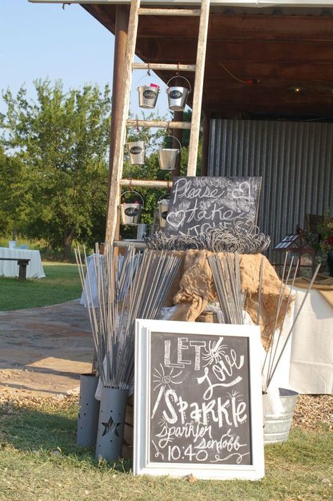 sparklers send off wedding ideas #weddings #weddingideas #rusticwedding #countrywedding #weddingdecors #weddinginspiration #rar #rosesandrings Send Off Wedding Ideas, Sparklers Send Off, Wedding Sparklers Display, Wedding Sparkler Send Off, Pig Roast Party, Send Off Ideas, Dates Ideas, 3 October, Boda Diy