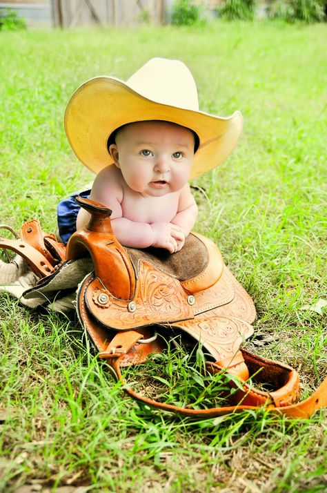 Western Baby Pictures, 6 Month Baby Picture Ideas Boy, 3 Month Old Baby Pictures, Western Baby Clothes, 6 Month Baby Picture Ideas, 4 Month Baby, 3 Month Old Baby, Baby Photoshoot Boy, Baby Boy Pictures