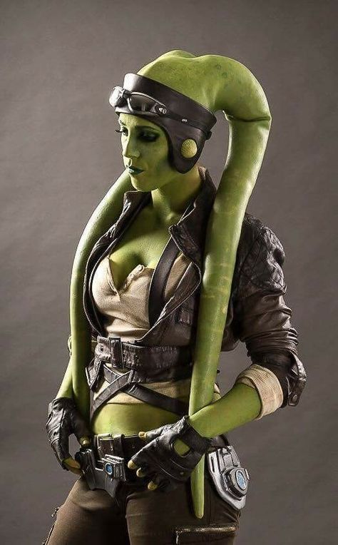 Twi'lek Female Art, Twi’lek Female, Star Wars Fine Art, Star Wars 1313, Twi'lek Jedi, Twi Lek, Star Wars Characters Pictures, Star Wars Concept Art, Star Wars Outfits