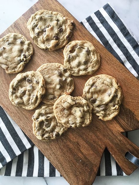 Jump to Recipe·Print Recipe I picked up Joanna Gaines new cookbook at Target a couple of weeks ago and today I finally got around to trying one of her recipes in the book.  I’m a fan of Fixer Upper and would love it if Chip and Joanna came to my house and fixed it up. … Joanna Gaines Chocolate Chip Cookies, Joanna Gaines Recipes, Cookie Cookbook, Chocolate Chip Cookie Recipe, Chewy Chocolate Chip, Chewy Chocolate Chip Cookies, Chocolate Chip Recipes, Chip Cookie Recipe, Perfect Cookie