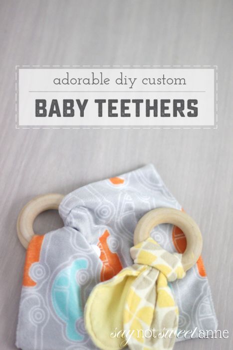 Diy Teethers For Baby, Diy Rattle, Diy Toys For Babies, Diy Keepsakes, Diy Teethers, Diy Baby Toys, Wood Teethers, Baby Crafts Diy, Baby Gifts To Make