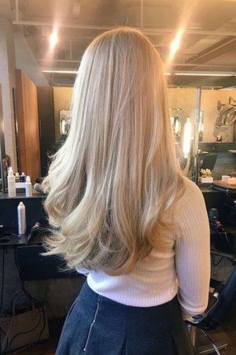 Blonde Hair Inspiration, Blonde Hair Looks, Long Blonde, Long Blonde Hair, Hair Inspo Color, Hair Envy, Grunge Hair, Aesthetic Hair, Blonde Hair Color