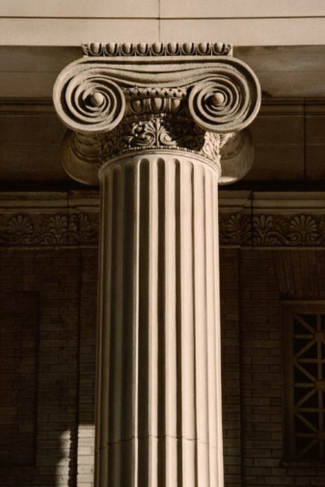 Columns that we see in today's architecture were originated by the ancient Greeks. The three columns are the Doric, Ionic and Corinthian orders. All of the orders have a capital, or top, and a shaft. Although the Doric column does not have a base, or footing, the Ionic and Corinthian ones do. Column Aesthetic, Corinthian Order, Ancient Roman Art, Doric Column, Greek Columns, Ancient Greek Art, Roman Columns, Ancient Greek Architecture, Roman Sculpture