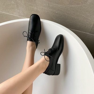 Hp Oc, Black Formal Shoes, Oxford Shoes Heels, Chiko Shoes, Bra Bags, Black Oxford Shoes, Dr Shoes, Oxford Heels, Black Oxfords