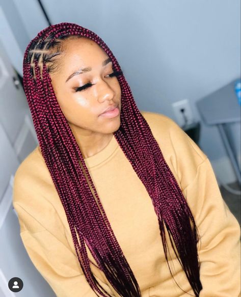 Wine Color Braids For Black Women, Wine Color Braids, Black And Maroon Braids, Wine And Black Braids, Red And Purple Box Braids, Burgundy Knotless Box Braids, Burgundy Knotless, Crochet Braids Straight Hair, Burgundy Braids