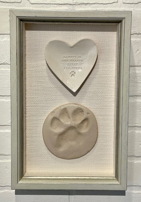 Dog Print Memorial, Clay Paw Print Memorial, Paw Print Shadow Box Ideas, Dog Memorial Diy, Dog Remembrance Ideas, Dog Paw Print Memorial, Dog Paw Memorial, Dog Memorial Ideas, Pet Memorial Ideas Dogs