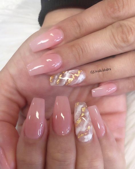 Fall Nails 2023 Marble, Mauve And Gold Nails, Simple Marble Nails, Cute Marble Nails, Glitter Fade Nails, Gold Gel Nails, Mauve Nails, Aqua Nails, Purple Acrylic Nails