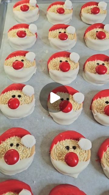 Christmas Eve Cookies For Santa, Santa Oreo Cookies, Santa Oreos, Golden Oreo Cookies, Santa Recipes, Christmas Oreos, Christmas Oreo, Essential Kitchen Items, Treats For Santa