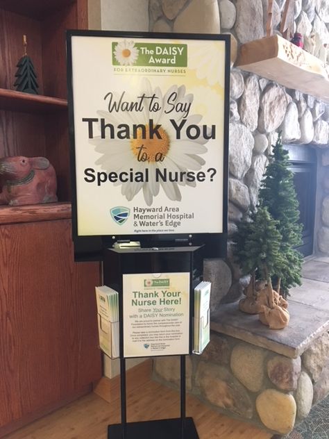 Great nomination box display at Hayward Area Memorial Hospital! Daisy Award Box Ideas, Nurse Recognition Ideas, Daisy Award Nurse Ideas, Daisy Award Nurse Display, Employee Engagement Board, Daisy Award, Recognition Board, Ems Week, Daisy Ideas