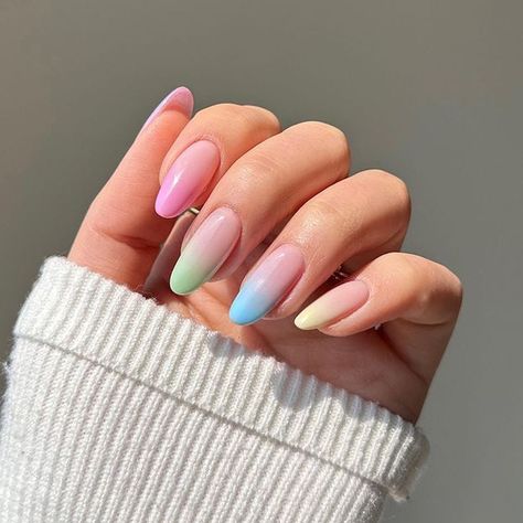 Ombre Nails Designs and Ideas with Full Tutorials ★ Nail Art Cute, Ombre Manicure, Unghie Sfumate, Nails Ombre, Airbrush Nails, Gel Nail Extensions, Ombre Nail, Edgy Nails, Polish Ideas