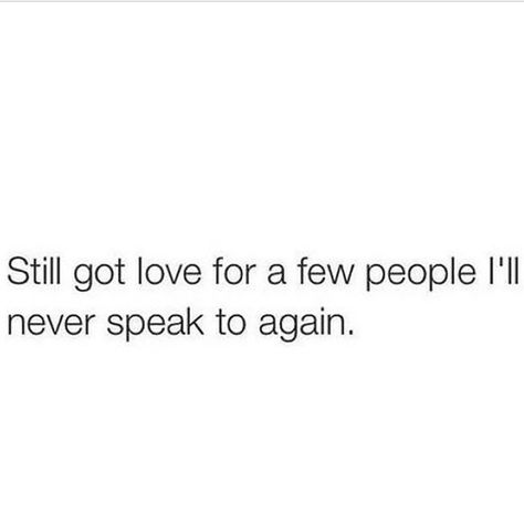 I've lost so many friends I've loved. Just because we're no longer friends doesn't mean I never loved them. It just means their chapter in my story is done. Once you've loved someone, you either always will or you never did. They aren't in my life anymore, but the memories we made are with me forever and I'm okay with that. Life goes on. Losing Friends Quotes, Sanity Quotes, Not Friends Anymore, No Longer Friends, Its Okay Quotes, Losing My Best Friend, I'm Okay, Fake Friend Quotes, Cute Spanish Quotes