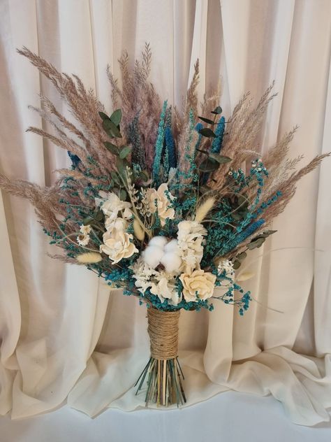 Tan And Turquoise Wedding, Western Wedding Bouquets Turquoise, Turquoise Flower Arrangements, Fall Western Wedding Ideas, Wedding Ideas Turquoise, Black And Turquoise Wedding, Turquoise And Brown Wedding, Turquoise And Gold Wedding, Teal Fall Wedding