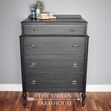 Dresser Decked in Queenstown Gray & Pitch Black Glaze | General Finishes Design Center Chalk Painted Furniture Ideas, Chalk Paint Colors Furniture, Updated Furniture, Downstairs Ideas, Stained Dresser, Chalk Painted Furniture, Gray Painted Furniture, Bedroom Remodeling, Cabin Decorating