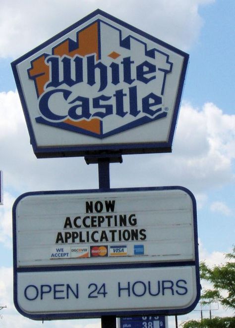 PICS CIRCLEVILLE OHIO | White Castle - Circleville, OH - White Castle on Waymarking.com White Castle Restaurant, White Castle Hamburgers, Circleville Ohio, Castle Restaurant, White Castle, We Go Together, Vintage Restaurant, Ohio, Castle