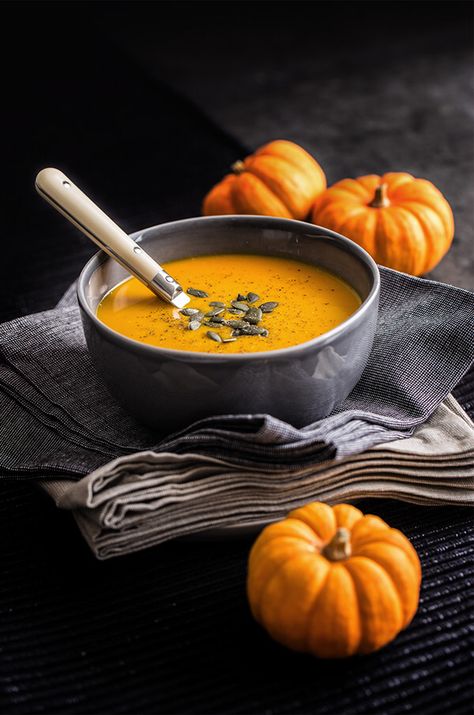 Halloween leftovers. Pumpkin soup. Food photography, food styling, lighting set up. Munchkin Pumpkin, Roasted Pumpkin Soup Recipe, Healthy Food Photography, Food Photography Lighting, Roast Pumpkin Soup, Food Photography Background, Dark Food Photography, Pumpkin Soup Recipe, Food Photography Props