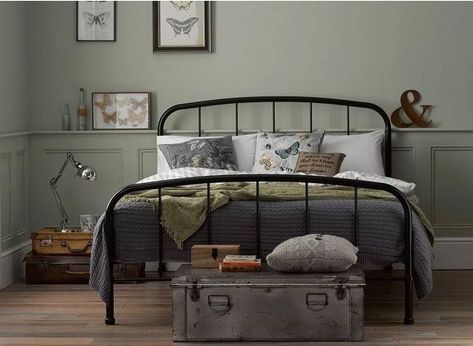 Metal Bed Frame Bedroom, Metal Bed Frame Bedroom Ideas, Metal Twin Bed Frame, Black Iron Beds, King Metal Bed Frame, Bedroom Ideas Black, Wrought Iron Bed Frames, Black Metal Bed Frame, Black Metal Bed