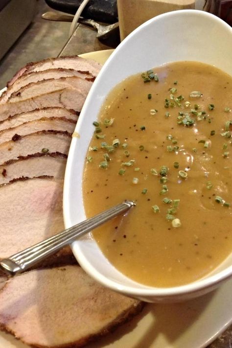 Apple Bourbon Gravy with Pork Loin Roast Apple Gravy For Pork, Gravy For Pork, Bourbon Gravy, Cider Gravy, Bourbon Turkey, Apple Whiskey, Apple Bourbon, Pork Loin Roast, Turkey Gravy