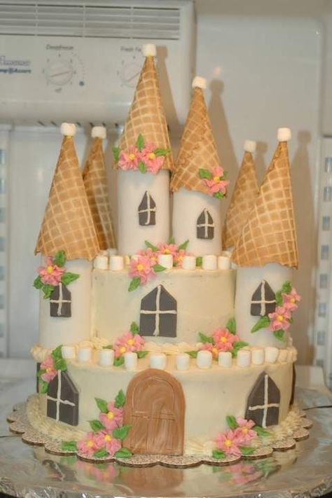 Castle Cake Diy, Fairy Castle Cake, Cinderella Castle Cake, Princess Party Food, Cinderella Birthday Cake, Gothic Fairytale, Castle Birthday Cakes, Castle Cake Topper, Fairy Birthday Cake